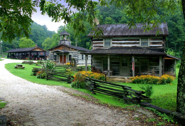 Heritage Farm Museum