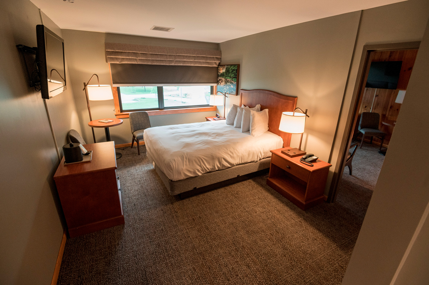 Photo of Standard Room, Queen Suite