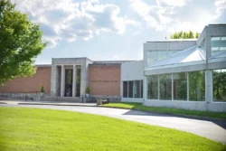 A sectioned shot of the Huntington Museum of Art during the summer