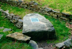 A photo of the actual Fairfax Stone
